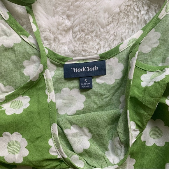 ModCloth Flower Tank - Picture 9 of 12